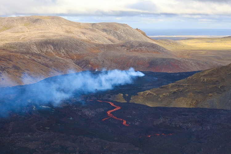 アイスランド活火山
